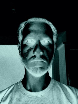 How is it that I&rsquo;ve only now found out about the photo booth? Really need to have a better look at what&rsquo;s on my iPad haha. Thought this one looked pretty cool, I&rsquo;ve got glowing eyes and a glowing beard for some reason haha :).