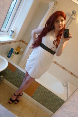 lucy-cd:  PicturesHaven’t worn this dress in a while, so adorable! &lt;3