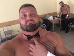 misterunivers:Russian chippendales …the las vegas real ones look like a band of skinny ballerinas now