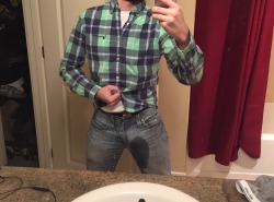 westcoastlaxer:Pissing my jeans again