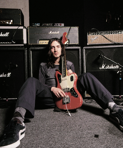 play-these-heavens-one-more-time:  John Frusciante