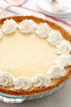 foodffs:  LEMON PIE Follow for recipes Is this how you roll?
