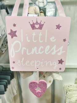 loveme-sex:  How cute are these though?! Ugh, I want the princess one so bad 💓   @princesskelleymay you need this.