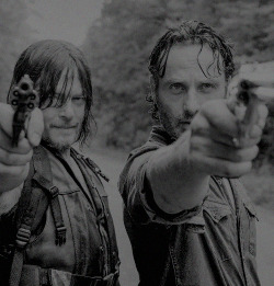 daily-walkers:  Daryl Dixon and Rick Grimes in 6.09 ‘No Way Out’ 