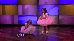 ellendegeneres:  Sophia Grace and Rosie performing “I Knew You Were Trouble” by Taylor Swift. 
