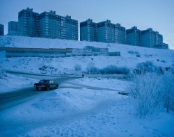 nitramar: Murmansk, Northern Russia, January 2005. From the series “Polyarnye Nochi”. Photo by Simon Roberts.