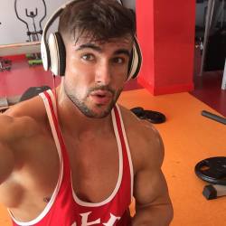 muscle-addicted:  Mario Hervas