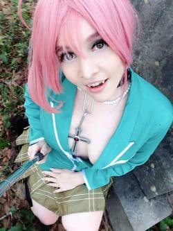 nsfwfoxydenofficial:  Chuuuuuu~ &lt;3  Who doesn’t love a cutesy vampire?? ;) Happy topless Tuesday to everyone on @cosplaydeviants. :P I shot a Moka set and here are some NSFW behind the scenes selfies.💕   I’m totally thrilled to cross off shooting