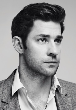 gudrunwg:  John Krasinski (Jim from The Office) is literally so good-looking, I don’t understand how there are people out there who aren’t deeply in love with him?¿?¿? what’s with that