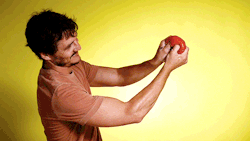 buzzfeedceleb:  Prince Oberyn takes his revenge on the mountain — with food. 