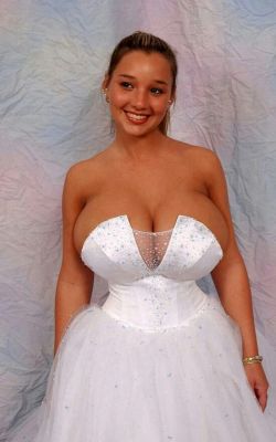 bestexpansioncaptions:  As your bride came down the aisle, you could only gawk at her. Sure she had been busty before, but you could swear that her breasts were growing throughout the ceremony. Her dress, which had been almost modest when she tried it