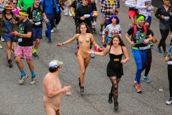 naked run