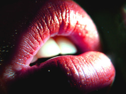&ldquo;Glamour lips&rdquo;, by freedomflighter