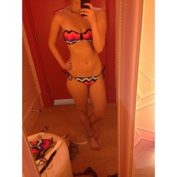 insta-selfie:  #selfie #changingroom #dressingroom #fittingroom #bikini #mirrormonday #swimsuit by amateursonline http://instagram.com/p/vfZViKkaVl/