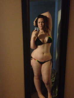 omganniephanny:  omganniephanny:  New bikini.  Yay or nay?  Yay was the official vote on that. Thanks for your help guys!