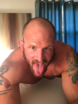 bosscody: Follow me for more fuckn hot shite, ya got the nerve? come on in and enjoy it https://www.tumblr.com/blog/bosscody 