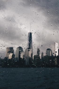 ikwt:  A Rainy Day in NYC (visualmemories_) | ikwt