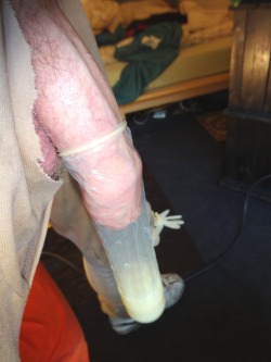 condomcum:  my cock http://bastyg.tumblr.com/ 