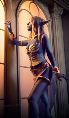 sharemycosplay:  Queen Azshara from #Blizzard’s #WorldofWarcraft by #cosplayer @NargaLifestream http://www.facebook.com/lifestreamcoshttp://arwenphoto.deviantart.com/ Interviews, features and more. Visit http://www.sharemycosplay.com Sharing the cosplay