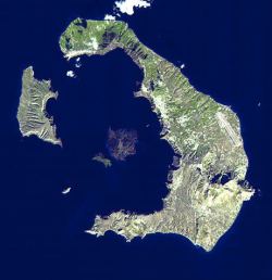 earthstory:  2nd Largest Volcanic Eruption in Recorded History, Santorini  The Santorini archipelago of Greece was once a single island, prior to the Minoan volcanic eruption approximately 3600 years ago. 40 cubic kilometers of magma was released in only