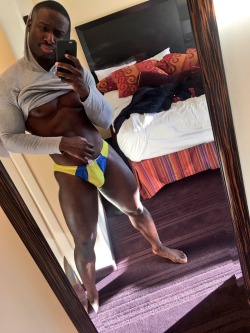 horny-monkey-69:  coolasslover47:dreekzworld:  Shout out to the beautiful brown guys…   Love booooty 👅👅👅👅👅   I’d love to fuck with the second guy. I’m keen to get on your tool and ride the fuck out of you. You can flip me over, pin