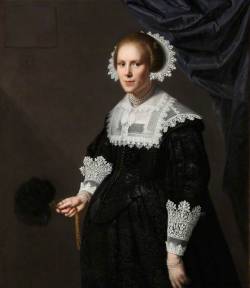 Paulus Moreelse (Utrecht, 1571 - 1638); Portrait of an unknown woman aged 26, oil on canvas, 1632; cm 104 x 111; National Trust Collections, London
