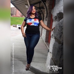 #Repost @avaloncreativearts ・・・ Jackie  @jackieabitches letting you know what&rsquo;s up in T shirt printed by @damesarts location Baltimore #sistersister #sexy #tshirt #dress #swagger #glam #manikmag  #hips #imnoangel  #round #backside  #baltimore
