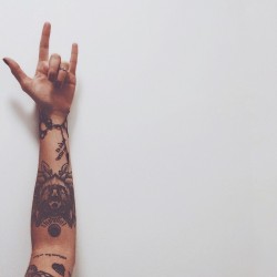fallxasleep:  ☾ tattoo blog here ☽