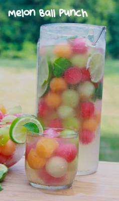 beautifulpicturesofhealthyfood:Melon Ball Punch RECIPEINGREDIENTS25.4 oz Sparkling white grape juice2 cups clear lemon lime flavored soda 1 cup lemonade 1 small ripe watermelon1 small ripe cantaloupe1 small ripe honeydew melonfresh mint leaves2 limes,