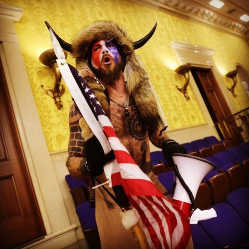 Terrorist Clown 🤡  https://www.instagram.com/p/CJuMvkfresS/?igshid=1gp3y8sgyl37x