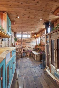 interior-design-home:  Helga the horsebox