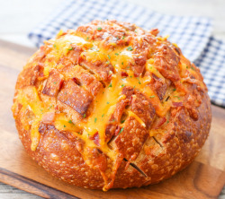 foodffs:  BACON CHEDDAR PULL APART BREAD Really nice recipes. Every hour.   This looks&hellip;omg
