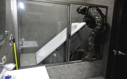 whtkd:   This bathtub in the house of Mexican drug lord Joaquin “Chapo” Guzman leads to an underground tunnel and exits through the city’s drainage system.  life goal 