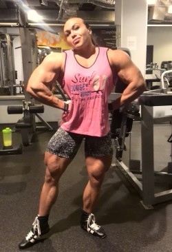 zimbo4444:  Natalia Trukhina..super strong..“Super Mom”..just over 5'5” tall over 211 lbs and over 18″ biceps.. 💪🏼😺👍🏼   She is my second favorite FFB!!!! :)