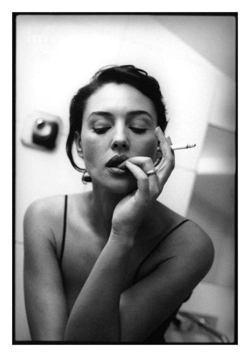 Monica Bellucci photographiée par Ferdinando Scianna Nudes &amp; Noises  