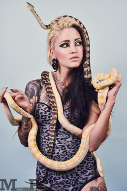 tattoosxandxmischief:  Snake Charmer by Miss-Madness1