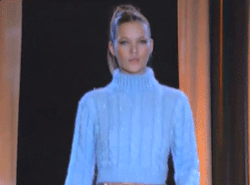 birkin-babe:unshaped:gabbigolightly:  Kate Moss at Versace Fall/Winter 1994  walking into school on the first day of winter   X