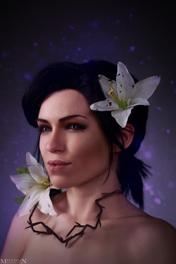  The Witcher Flower portraits Pt.V - Blood and Wine  Tophwei as SyannaAnastasia as Anna HenriettaIrene as Viviennephoto by me