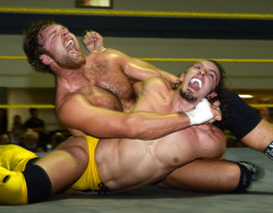 rwfan11:  wrestlinghurts:  Ambrose/Neville  ….A hairy,sweaty Dean Ambrose and a bulging Adrian Neville! 