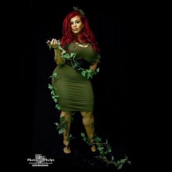 @dmtsweetpoison  as poison Ivy #plussizemodel #cosplay #latina #inked #tattoomodel #milf #poisonivy #dccomics #batmanvillian #photography #photosbyphelps  https://www.instagram.com/p/By28rKgg73g/?igshid=9zebkhrzcvg4