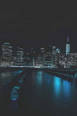 modernambition:  NYC Night Lights | MDRNA | Instagram