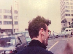  Morrissey, before the The Smiths’ GLC gigJune 1984Andrew Perry   in realtà la foto gliel'ho fatta io ❤️