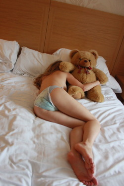 confessionsofateenperv:  snuggling with tedÂ  please dont forget to take a look at my clips4sale siteÂ http://clips4sale.com/67417 and follow me on twitter :)Â  https://twitter.com/gemmorobo 