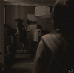 4gifs:  Look…it’s mom  Oh Oh! 