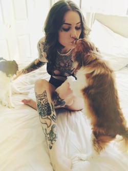pzzaprincess:  A lil’ snap I took of Thugxwife and her pups. 