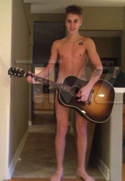 steelerslover18:  too fucken hot justin bieber naked #Justin Bieber #Bieber ass