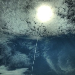 Chem(sp?) trail right into the sun. I thought it looked cool so I took a picture. #sky #mycity #sun #clouds #boom