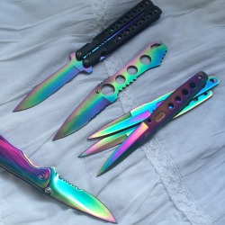 furything:  Rainbow collection! Folding ‘butterfly knife’ - available here Neck knife - available here  Plain folding knife - available here Throwing knives - available here  