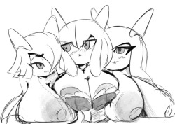 @lewd-doodles-bc ‘s Ophie, @rugasu’s Rui, and Celia. All in that order. Interesting how the different style brings out their individual personalities after doodling the three out.   Now bed&hellip;.