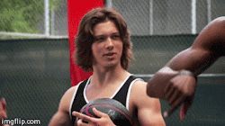 bodofgods:  Disney Darling Leo Howard keeping the tradition of Disney boys growing from cute to gorgeous. 